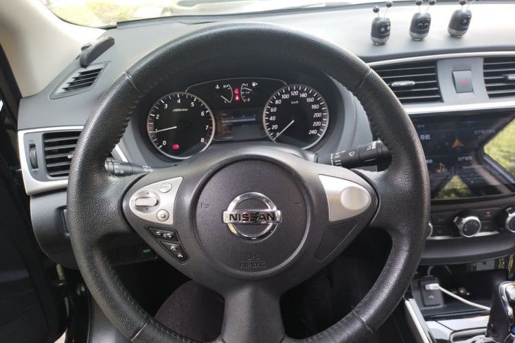 Used Nissan Sylphy 2018 1.6XV CVT Deluxe Edition Steering Wheel