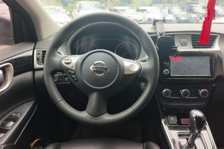 Used Nissan Sylphy 2018 1.6XV CVT Deluxe Edition Steering Wheel