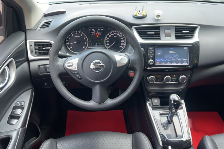 Used Nissan Sylphy 2018 1.6XV CVT Deluxe Edition Steering Wheel