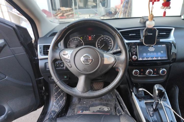 Used Nissan Sylphy 2018 1.6XV CVT Deluxe Edition Steering Wheel