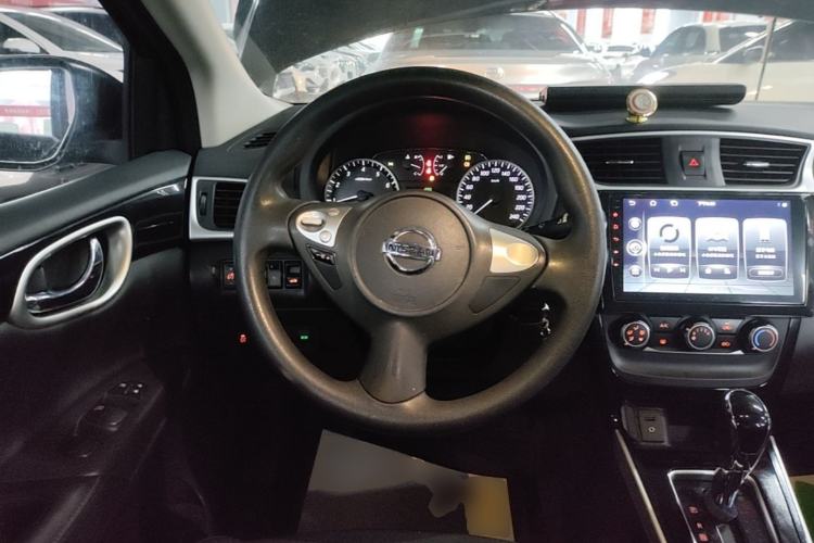 Used Nissan Sylphy 2018 1.6XV CVT Deluxe Edition Steering Wheel