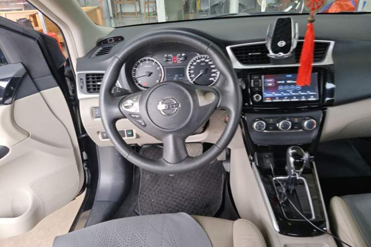 Used Nissan Sylphy 2018 1.6XV CVT Deluxe Edition Steering Wheel