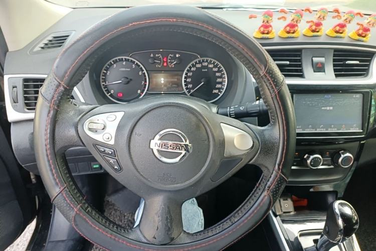 Used Nissan Sylphy 2018 1.6XV CVT Deluxe Edition Steering Wheel