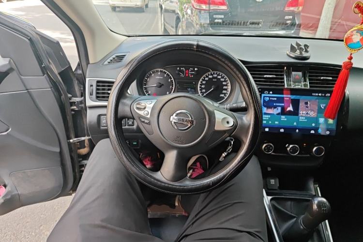 Used Nissan Sylphy 2018 1.6XL Manual Luxury Edition Steering Wheel