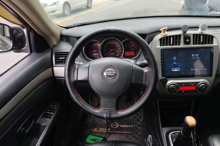 Used Nissan Sylphy 2018 Classic 1.6XE+ Manual Leading Edition Steering Wheel