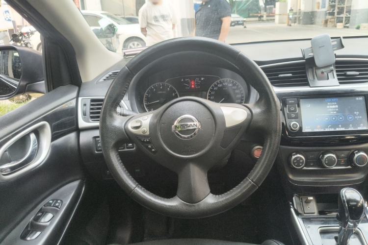 Used Nissan Sylphy 2018 1.6XV CVT Deluxe Edition Steering Wheel