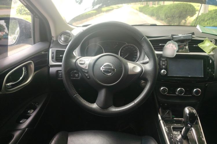 Used Nissan Sylphy 2018 1.6XV CVT Deluxe Edition Steering Wheel