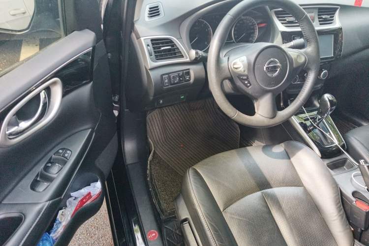 Used Nissan Sylphy 2018 1.6XV CVT Deluxe Edition Steering Wheel