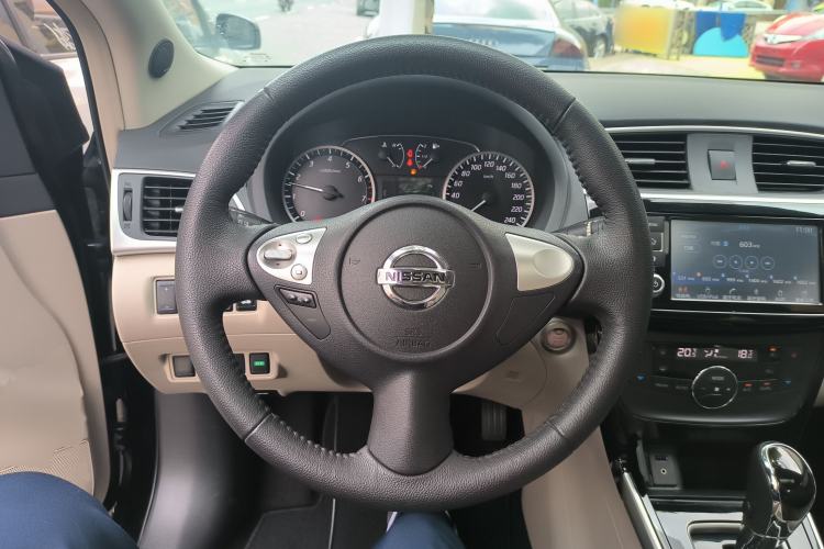 Used Nissan Sylphy 2018 1.8XV CVT Prestige Edition Steering Wheel