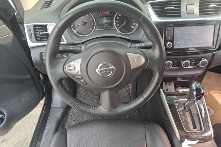 Used Nissan Sylphy 2018 1.6XV CVT Deluxe Edition Steering Wheel