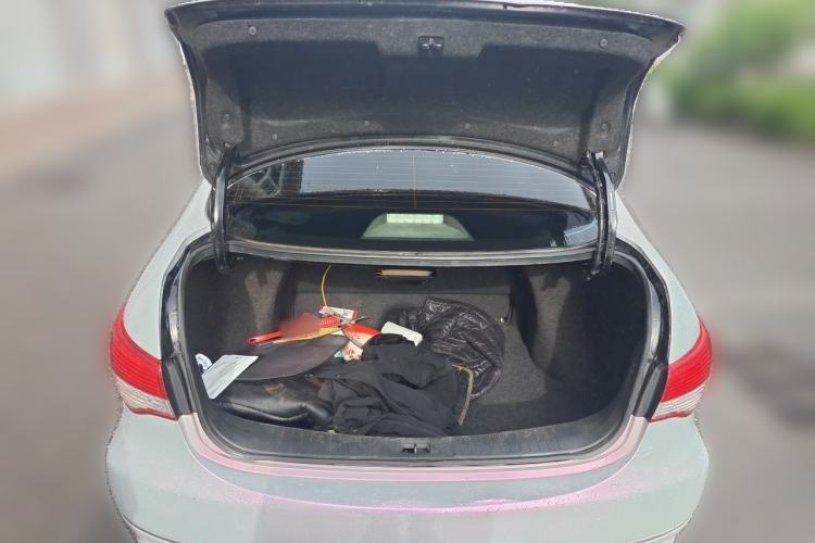 Used Nissan Sylphy 2018 Classic 1.6XE Manual Comfort Edition Trunk
