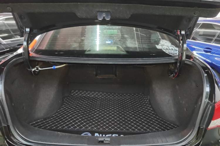 Used Nissan Sylphy 2018 Classic 1.6XE CVT Comfort Edition Trunk