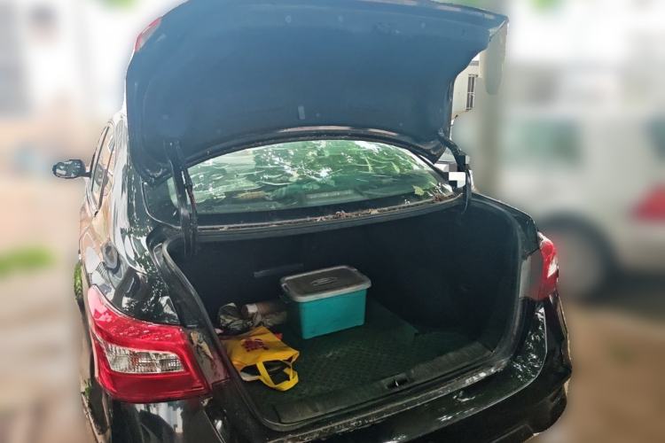 Used Nissan Sylphy 2018 1.6XE CVT Comfort Edition Trunk
