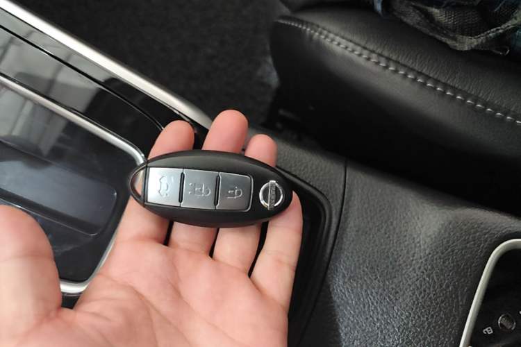 Used Nissan Sylphy 2018 1.6XV CVT Deluxe Edition Vehicle Key