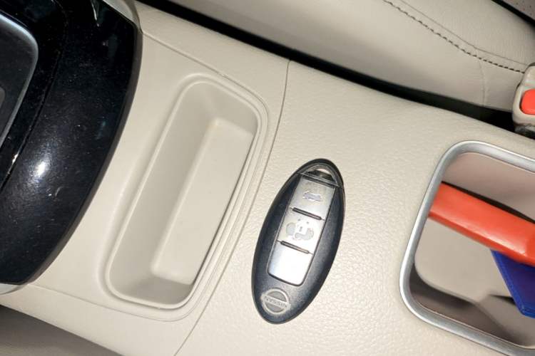 Used Nissan Sylphy 2018 1.6XV CVT Deluxe Edition Vehicle Key