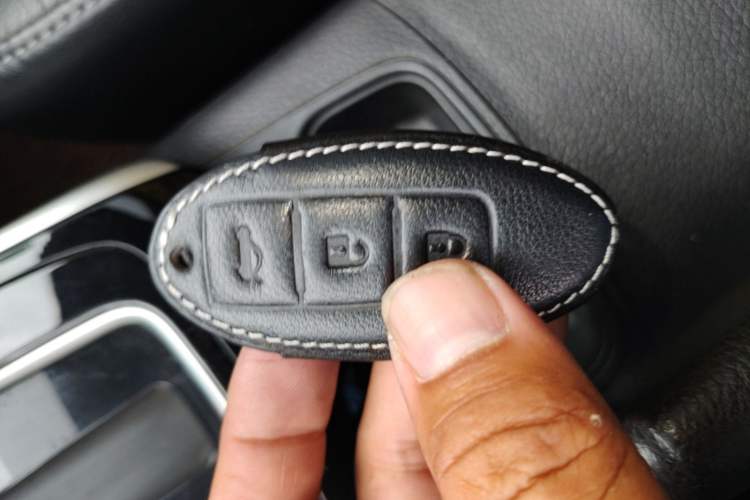 Used Nissan Sylphy 2018 1.6XV CVT Deluxe Edition Vehicle Key