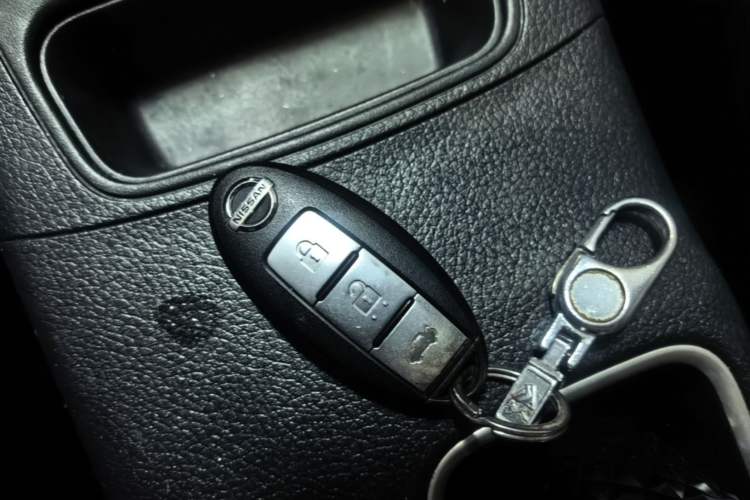 Used Nissan Sylphy 2018 1.6XV CVT Deluxe Edition Vehicle Key