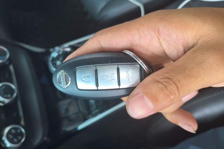 Used Nissan Sylphy 2018 1.6XV CVT Deluxe Edition Vehicle Key