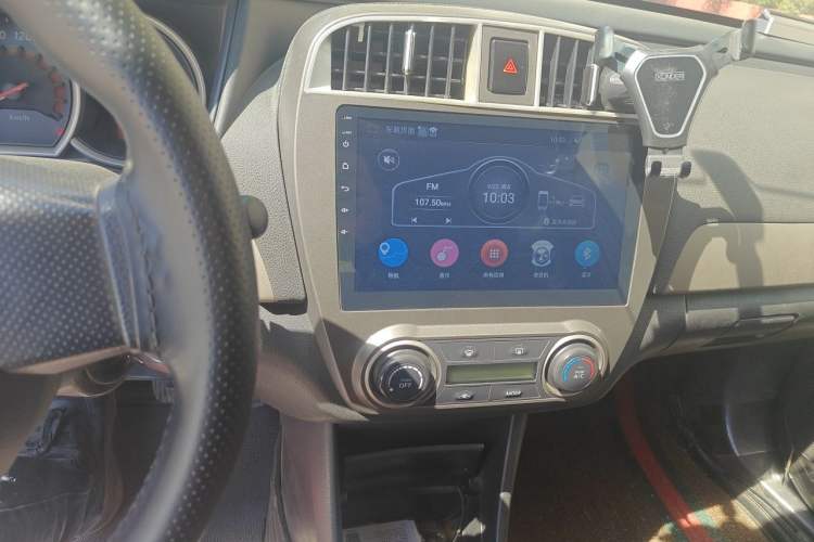 Used Nissan Sylphy 2018 Classic 1.6XE Manual Comfort Edition Audio And AC Panel
