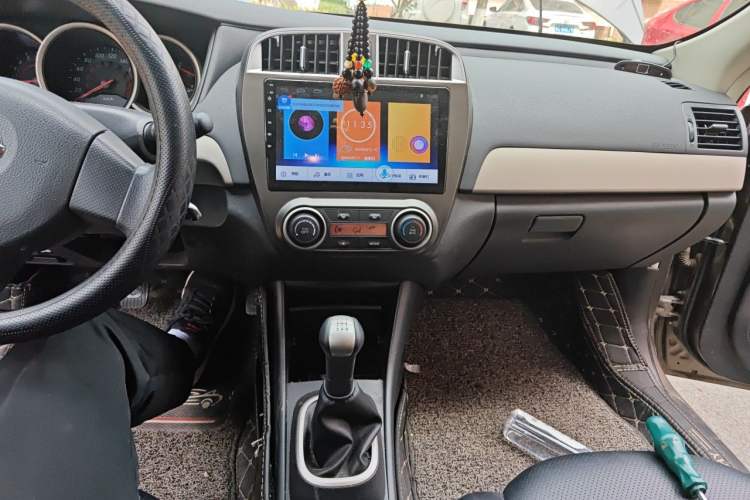 Used Nissan Sylphy 2018 Classic 1.6XE Manual Comfort Edition Audio And AC Panel