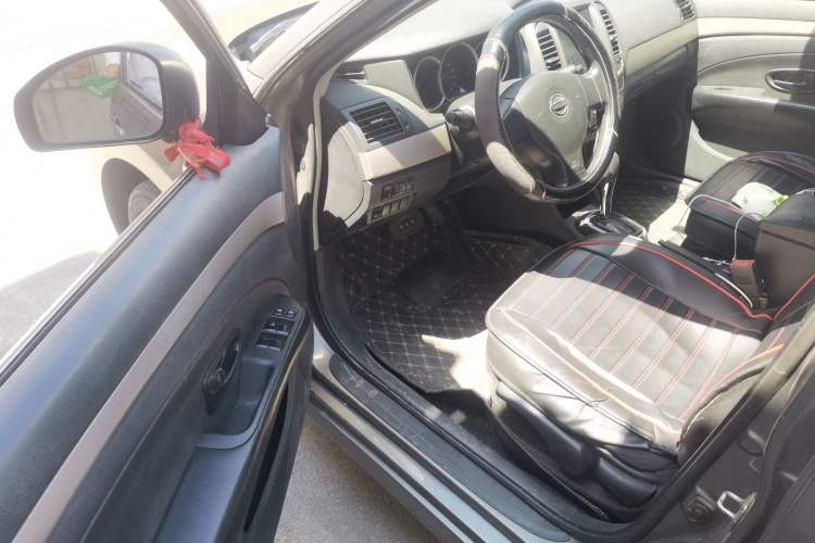Used Nissan Sylphy 2018 Classic 1.6XE+ CVT Leading Edition Driver Seat