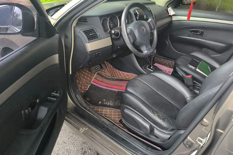 Used Nissan Sylphy 2018 Classic 1.6XE+ CVT Luxury Edition Driver Seat
