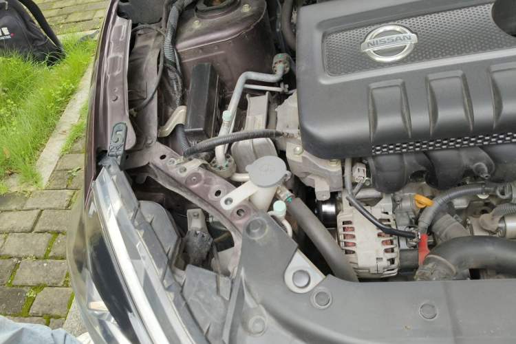 Used Nissan Sylphy 2018 1.6XV CVT Deluxe Edition Engine Bay Right