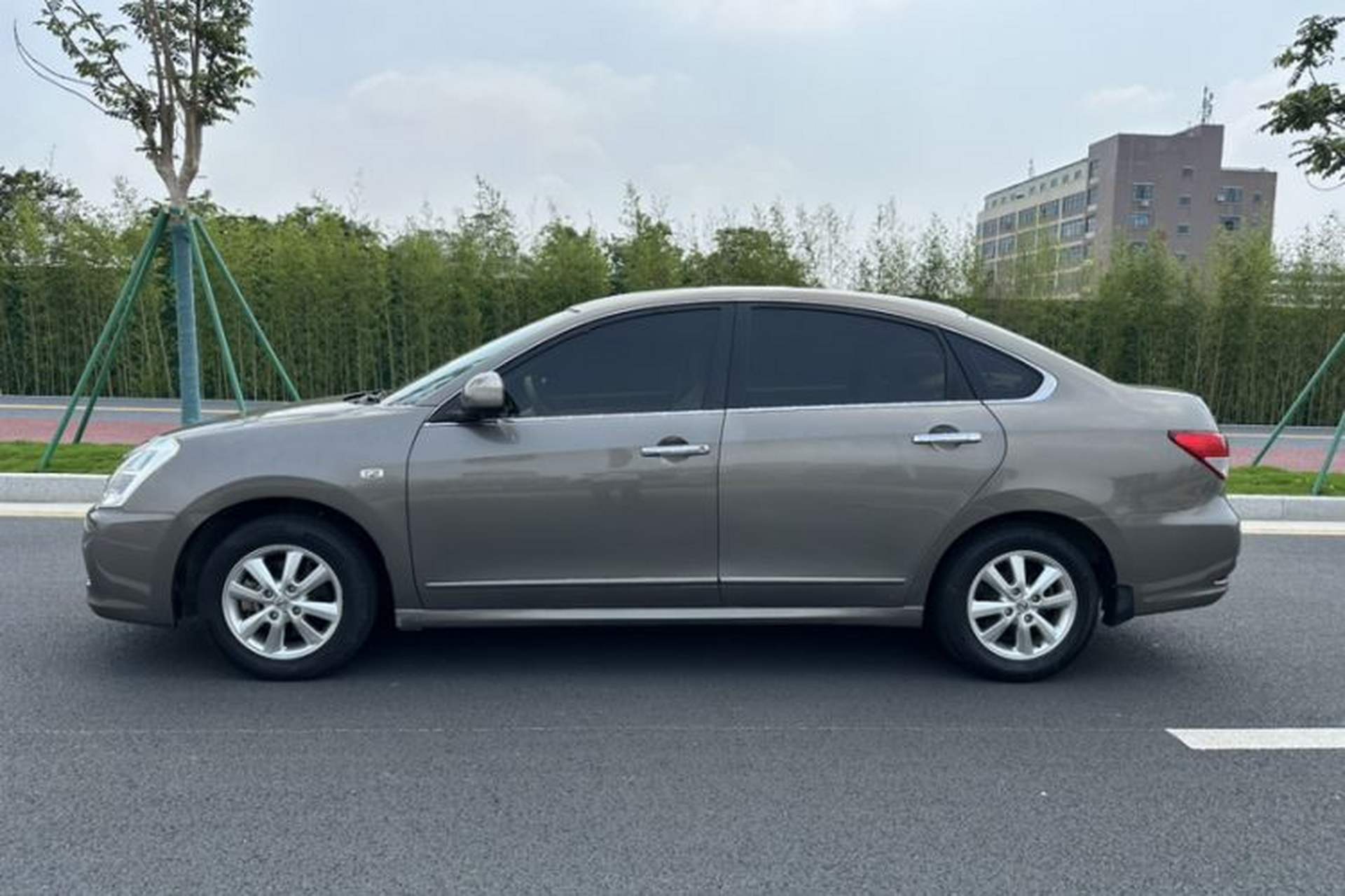 Used Nissan Sylphy 2018 Classic 1.6XE CVT Comfort Edition Exterior 6