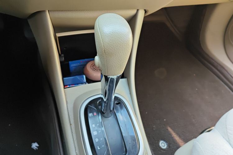 Used Nissan Sylphy 2018 Classic 1.6XE CVT Comfort Edition Gear Lever