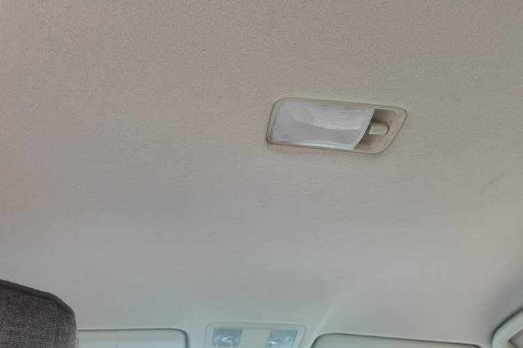 Used Nissan Sylphy 2018 Classic 1.6XE CVT Comfort Edition Headliner