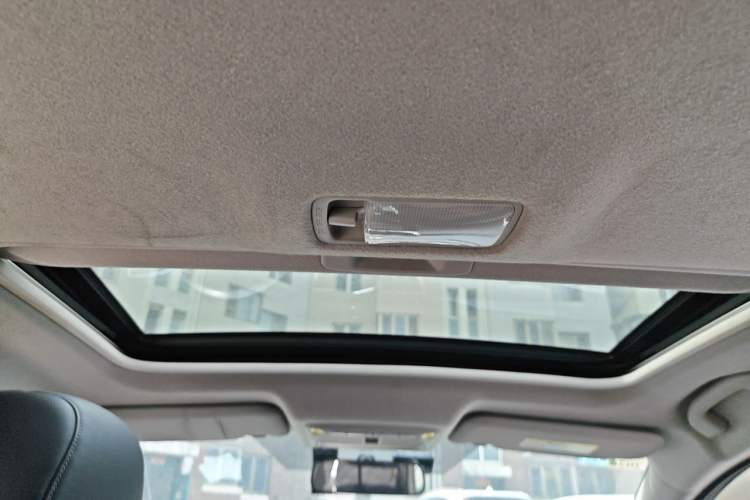 Used Nissan Sylphy 2018 1.6XV CVT Deluxe Edition Headliner