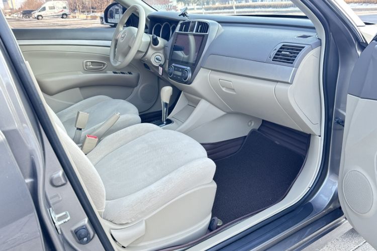Used Nissan Sylphy 2018 Classic 1.6XE CVT Comfort Edition Interior 7