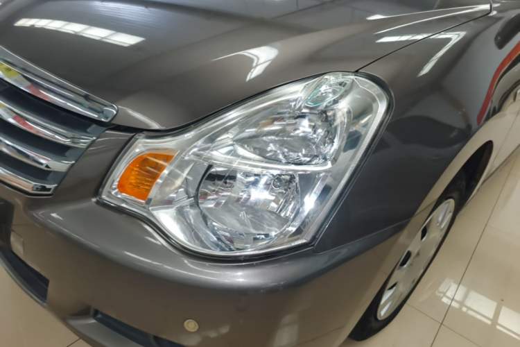 Used Nissan Sylphy 2018 Classic 1.6XE CVT Comfort Edition Left Front Headlight
