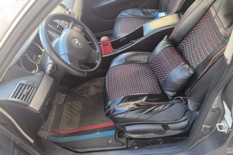 Used Nissan Sylphy 2018 Classic 1.6XE+ Manual Leading Edition Left Front Seat
