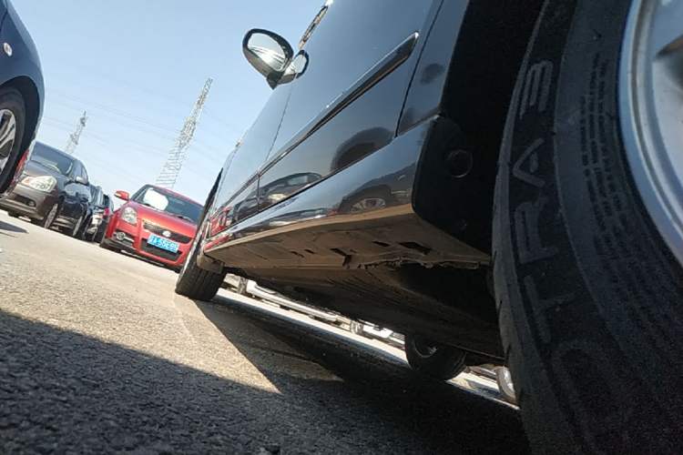 Used Nissan Sylphy 2018 Classic 1.6XE+ CVT Leading Edition Left Side Sill