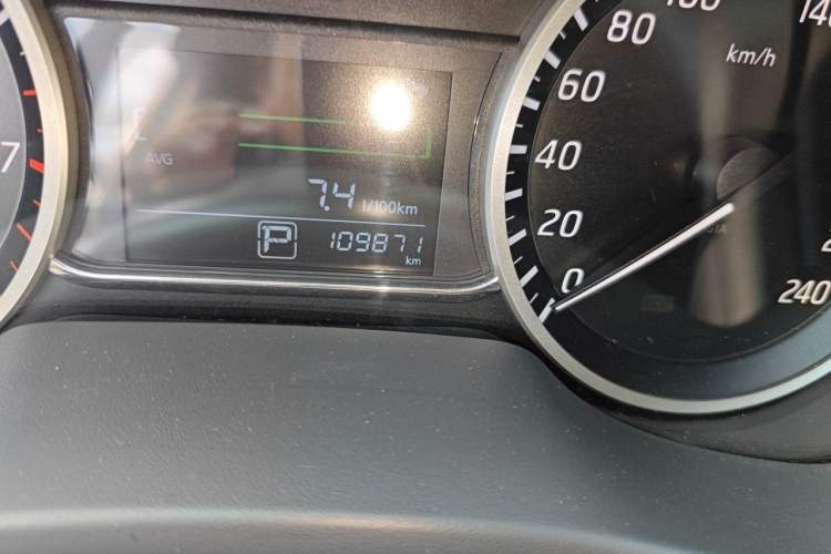 Used Nissan Sylphy 2018 1.6XV CVT Deluxe Edition Odometer Close Up