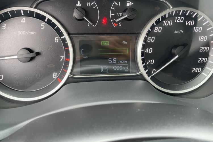 Used Nissan Sylphy 2018 1.6XV CVT Deluxe Edition Odometer Close Up