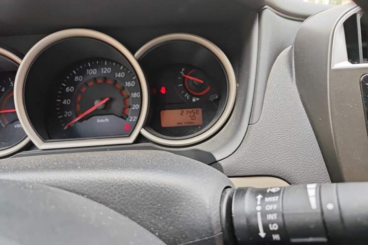 Used Nissan Sylphy 2018 Classic 1.6XE Manual Comfort Edition Odometer Close Up