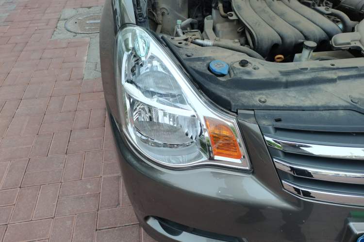 Used Nissan Sylphy 2018 Classic 1.6XE CVT Comfort Edition Right Front Headlight