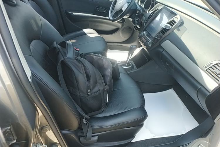 Used Nissan Sylphy 2018 Classic 1.6XE+ CVT Leading Edition Right Front Seat