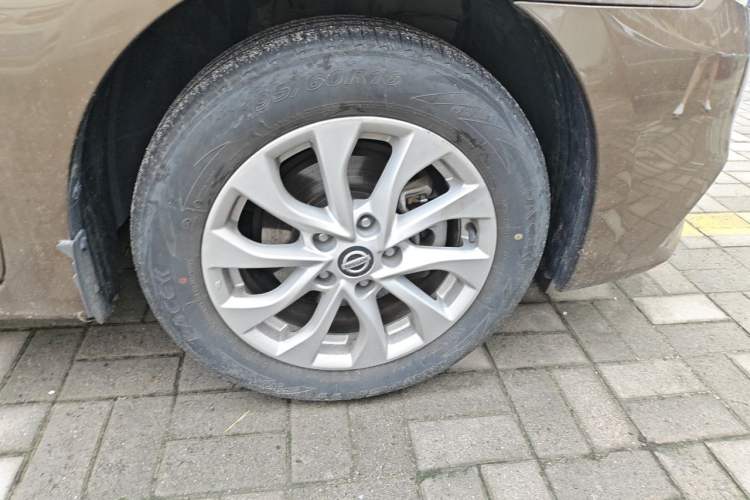 Used Nissan Sylphy 2018 1.6XV CVT Deluxe Edition Right Front Wheel Hub