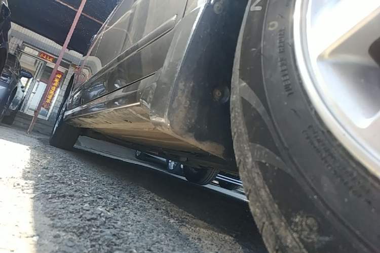 Used Nissan Sylphy 2018 Classic 1.6XE+ CVT Leading Edition Right Side Sill