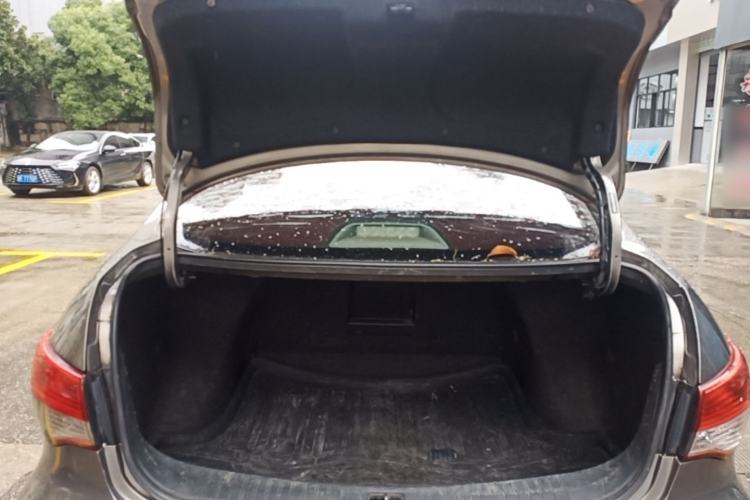 Used Nissan Sylphy 2018 Classic 1.6XE CVT Comfort Edition Trunk