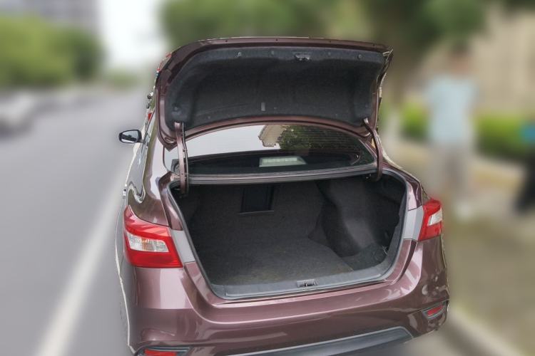 Used Nissan Sylphy 2018 1.6XV CVT Deluxe Edition Trunk