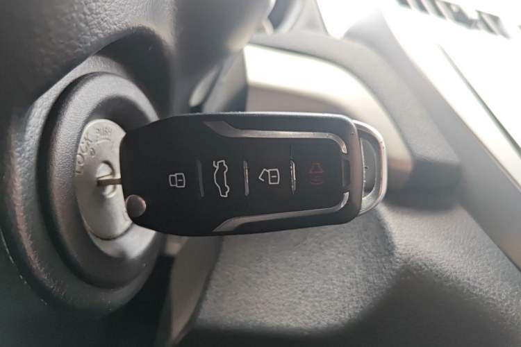 Used Nissan Sylphy 2018 Classic 1.6XE Manual Comfort Edition Vehicle Key