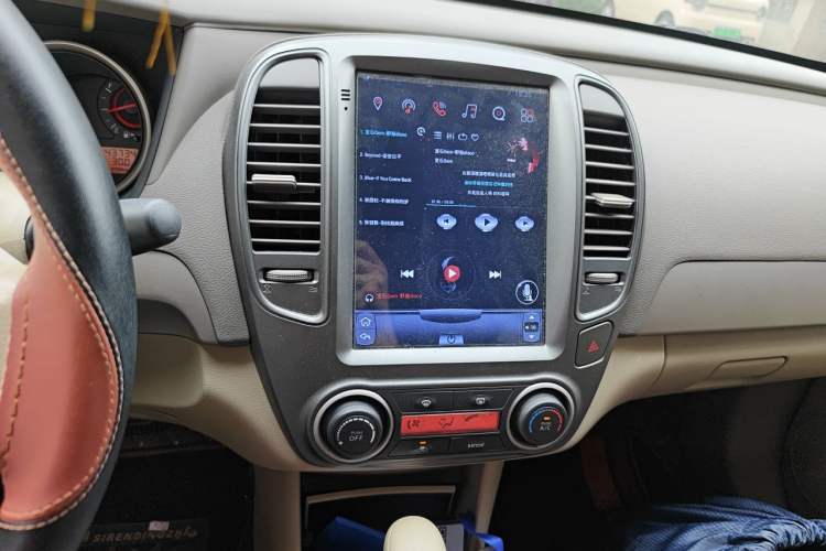 Used Nissan Sylphy 2018 Classic 1.6XE CVT Comfort Edition Audio And AC Panel