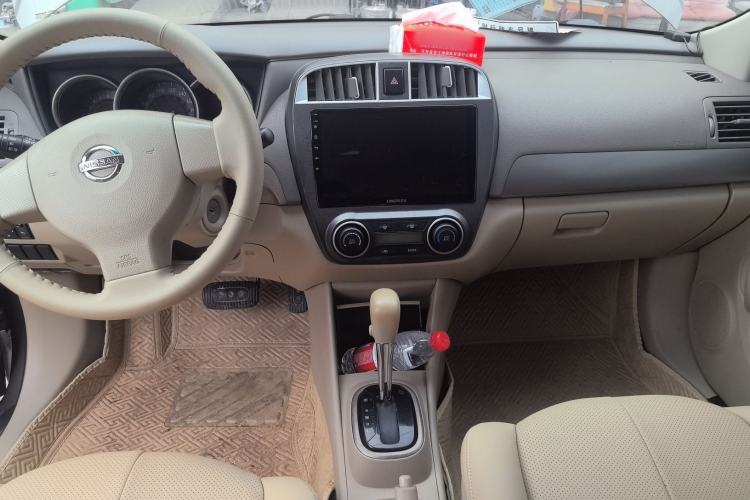 Used Nissan Sylphy 2018 Classic 1.6XE CVT Comfort Edition Center Console
