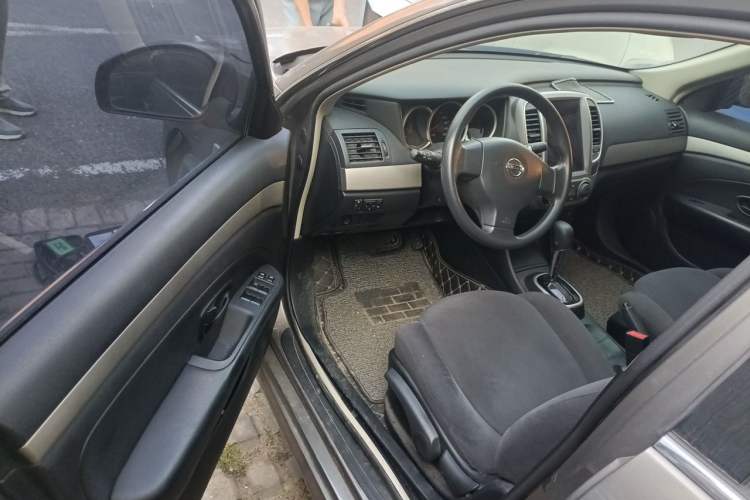Used Nissan Sylphy 2018 Classic 1.6XE+ CVT Leading Edition Driver Seat