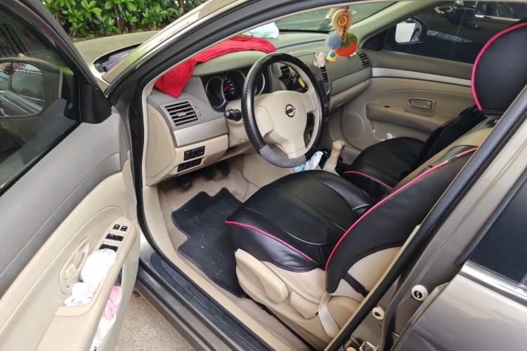 Used Nissan Sylphy 2018 Classic 1.6XE Manual Comfort Edition Driver Seat
