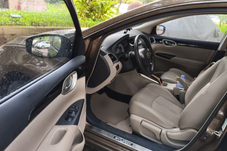 Used Nissan Sylphy 2018 1.6XV CVT Deluxe Edition Driver Seat